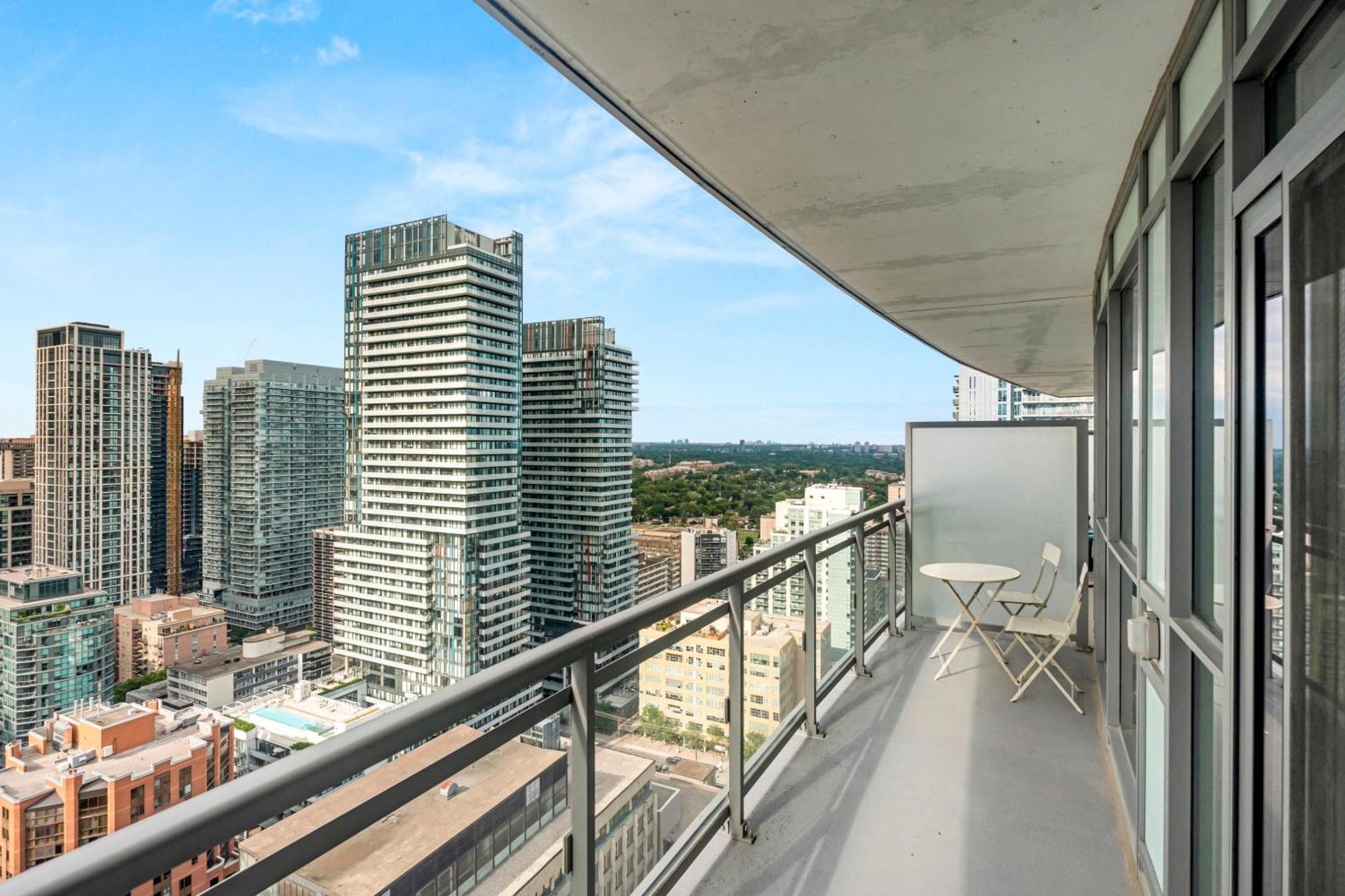 Modern Lillian St Apartments By Globalstay Торонто Экстерьер фото