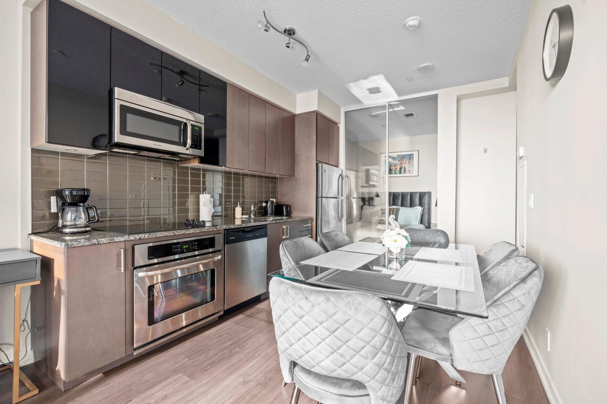 Modern Lillian St Apartments By Globalstay Торонто Экстерьер фото